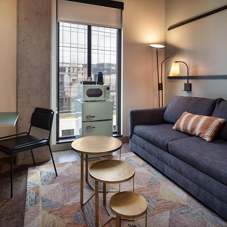 Moxy Portland Downtown Hotel Exterior foto
