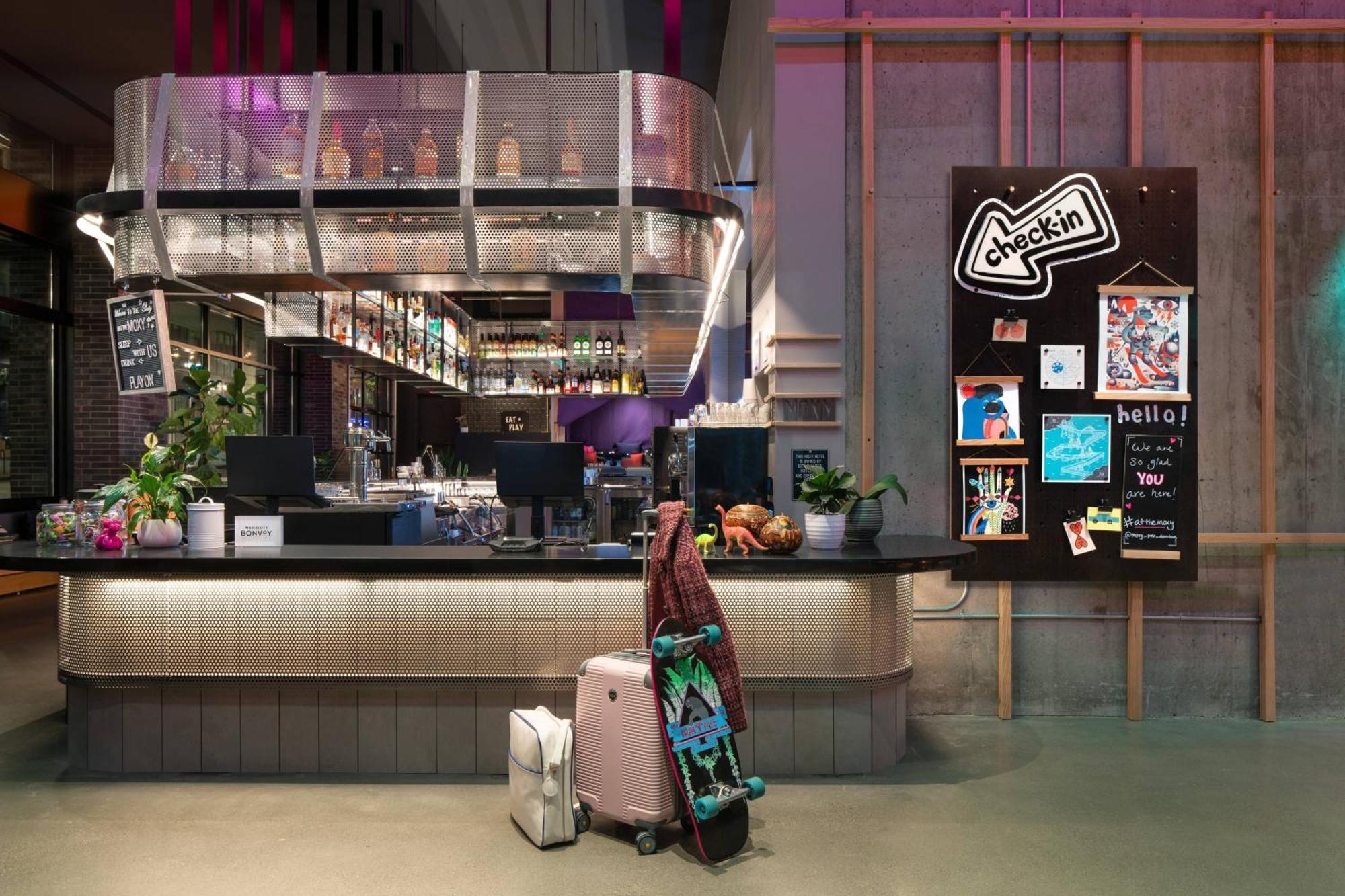 Moxy Portland Downtown Hotel Exterior foto