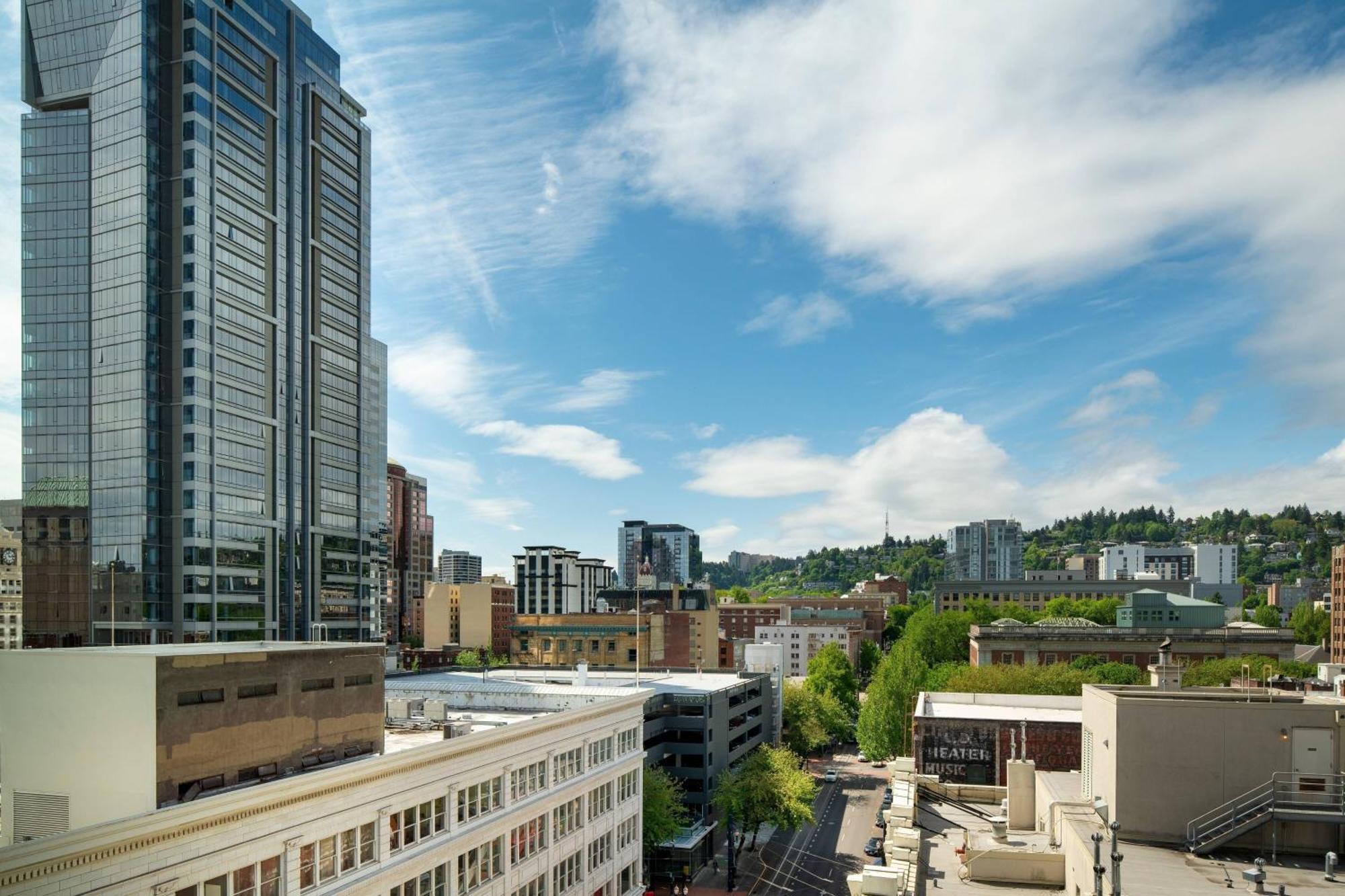 Moxy Portland Downtown Hotel Exterior foto
